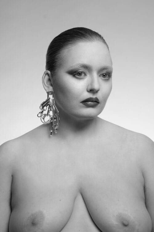 Boucle d'oreille chaine de mailles modulables en argent et en or ethique labelisé Faimined avec perle ancinne upcyclée