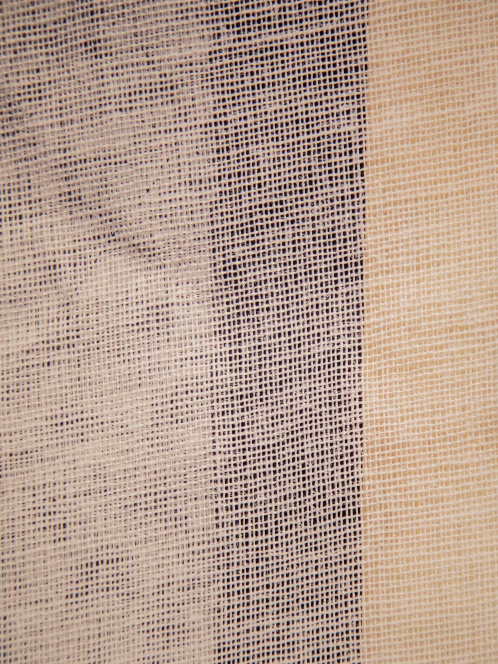 femme de face avec bijoux mona margaux en argent fairmined